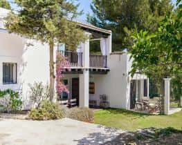 Villas & Bungalows